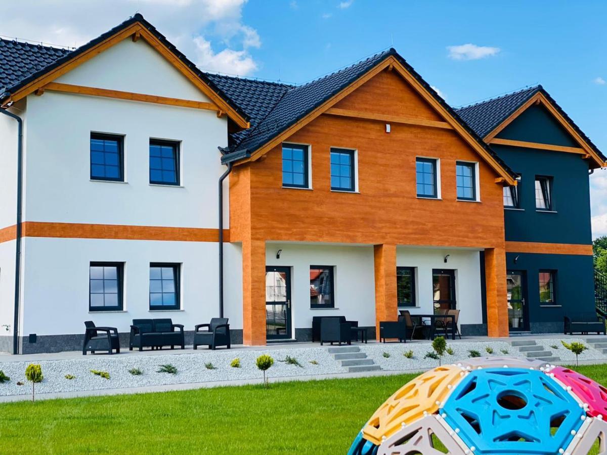 Wonder Home - Apartamenty Halo Karkonosze Z Ogrodem, Sezonowym Basenem, Placem Zabaw I Widokiem Na Sniezke - Zlokalizowane Blisko Karpacza Mysłakowice Esterno foto